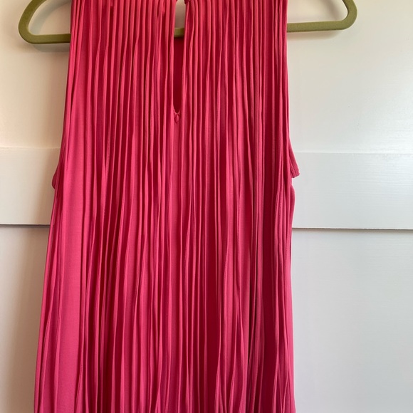 Trina Turk Coral Top - Picture 4 of 5